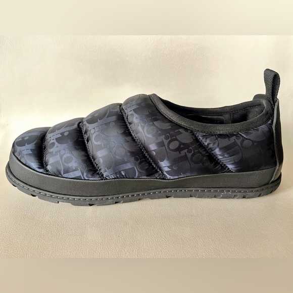 ✨NEW IN BOX✨ Black Dior Slippers - Picture 5 of 14